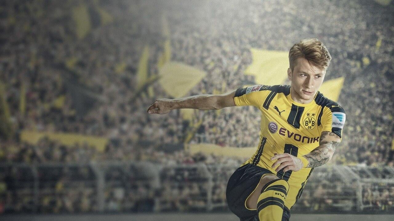 FIFA 17 poster